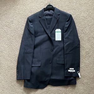 Jos. A Bank Suit 39L NWT Grey Plaid